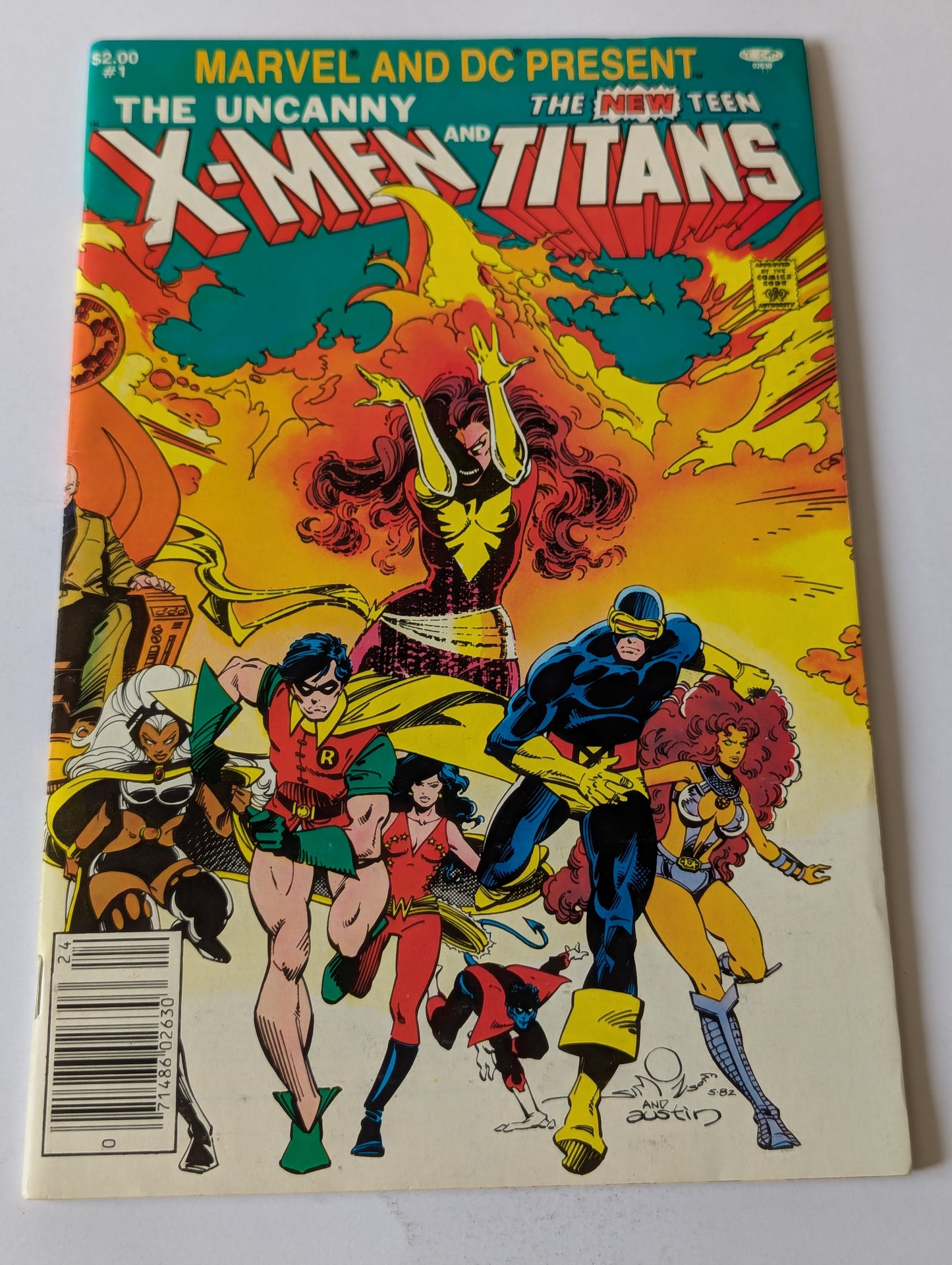 Uncanny X-Men and The New Teen Titans #1 Marvel and DC Present Comic Book