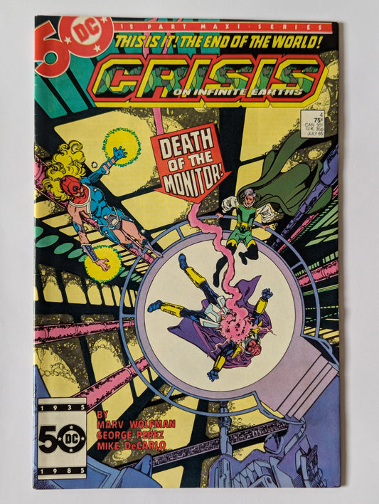 Crisis on Infinite Earths #4 DC Comic Book