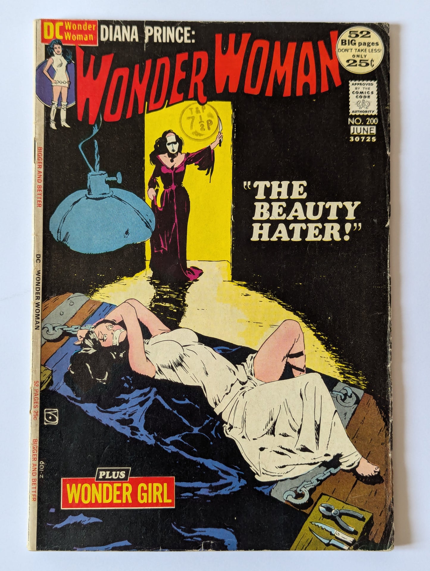 Wonder Woman #200 DC Comic Book