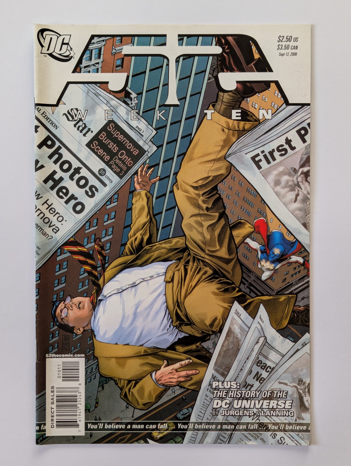 52 #10 DC Comic Book