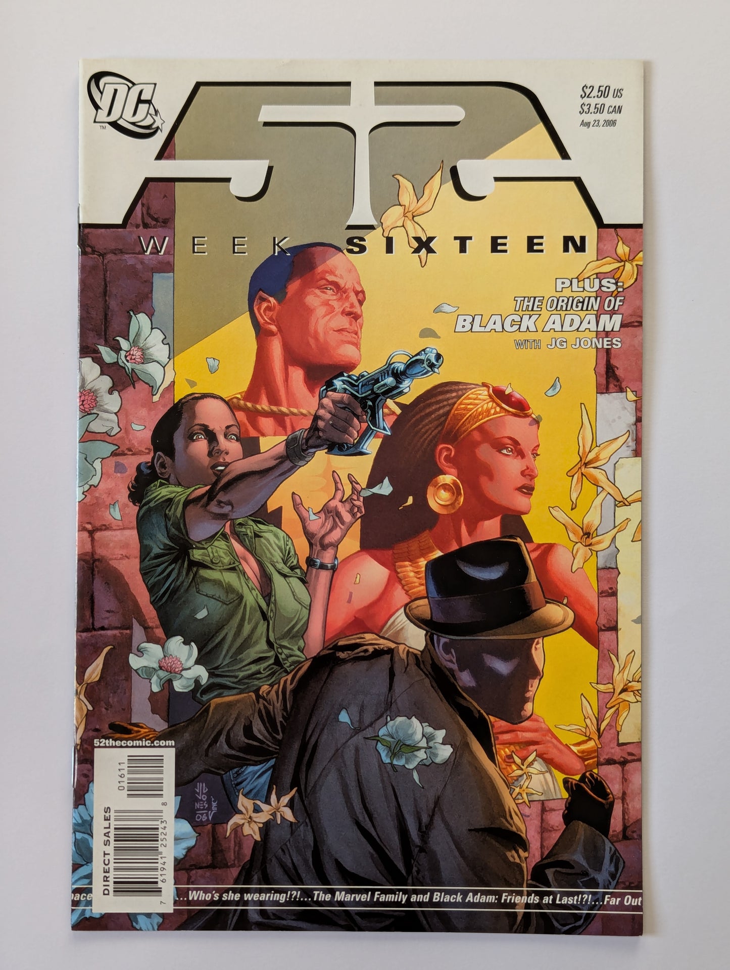 52 #16 DC Comic Book