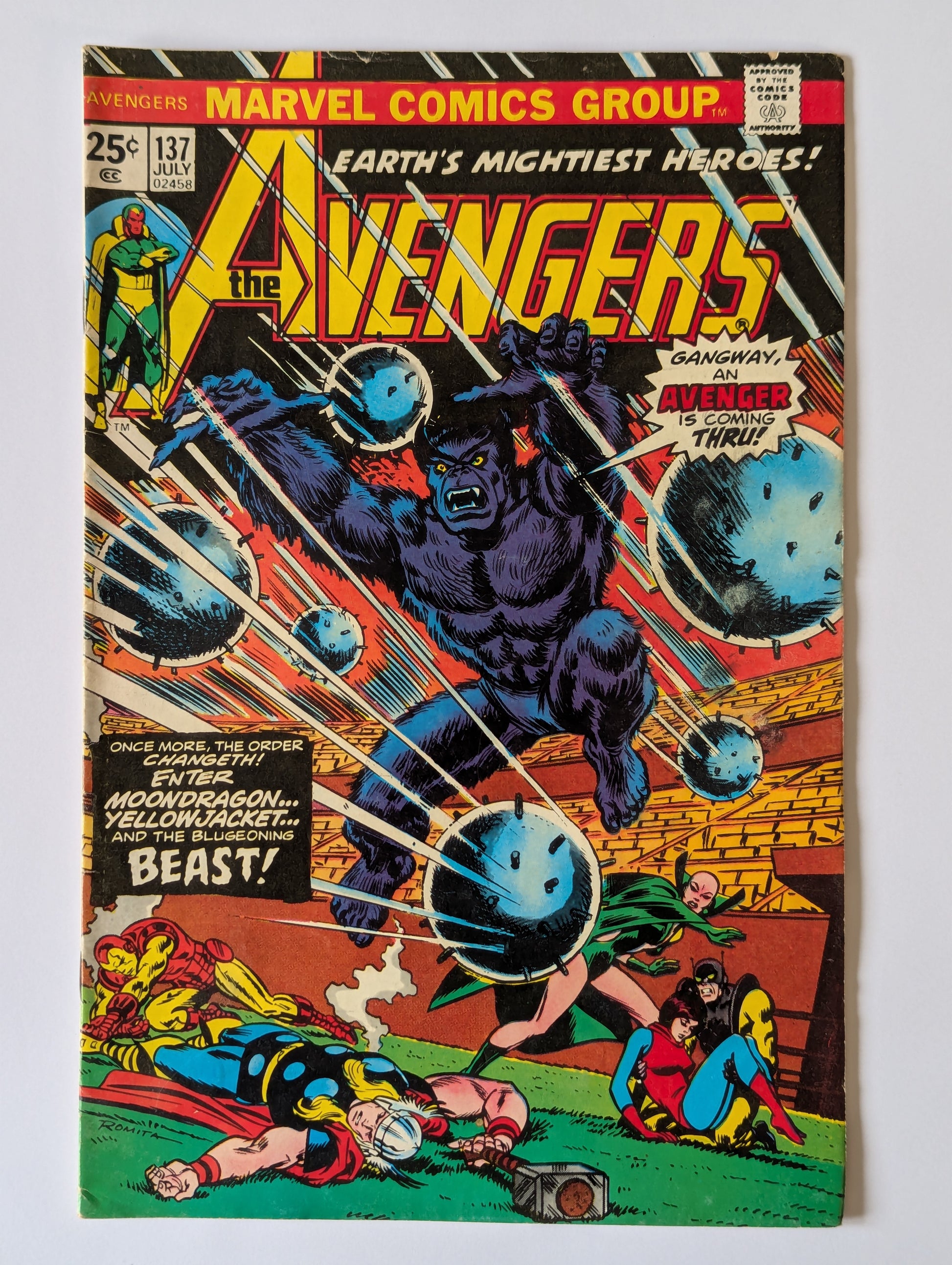 Avengers #137 Marvel Comic Book