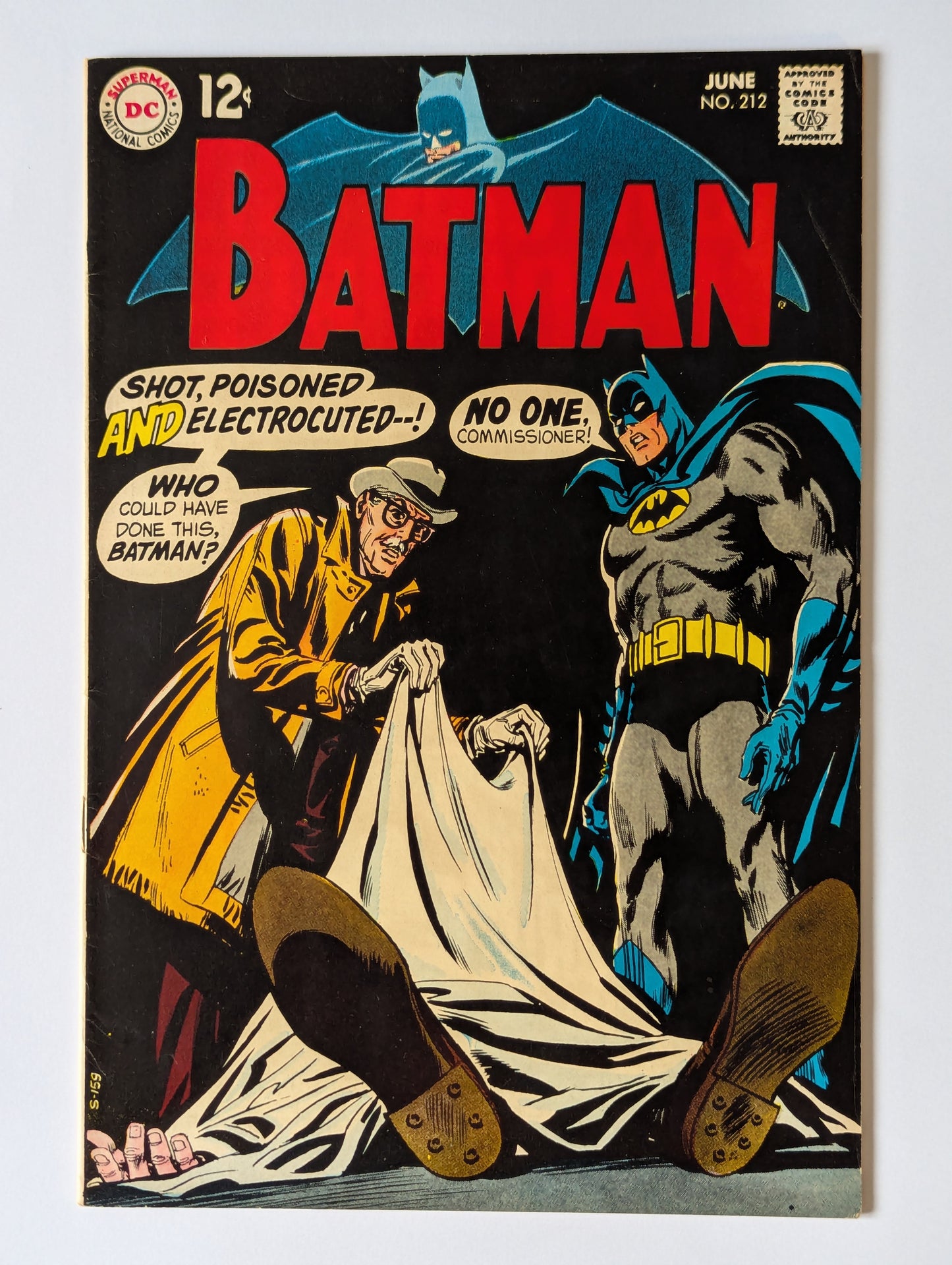 Batman #212 DC Comic Book