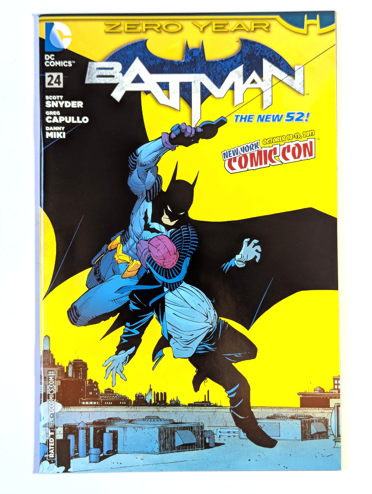Batman #24 Variant 2011 Series DC Comic Book