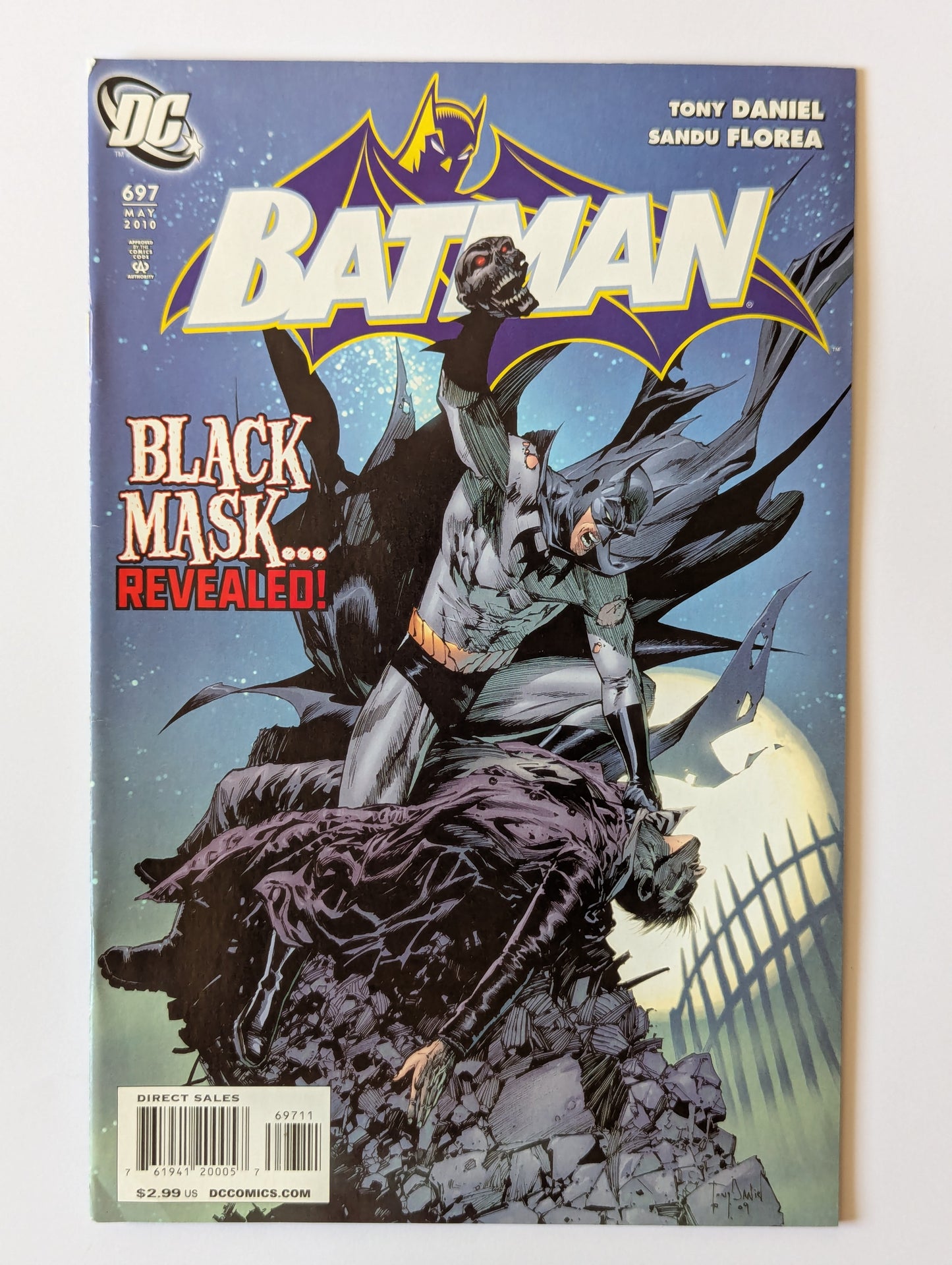 Batman #697 DC Comic Book