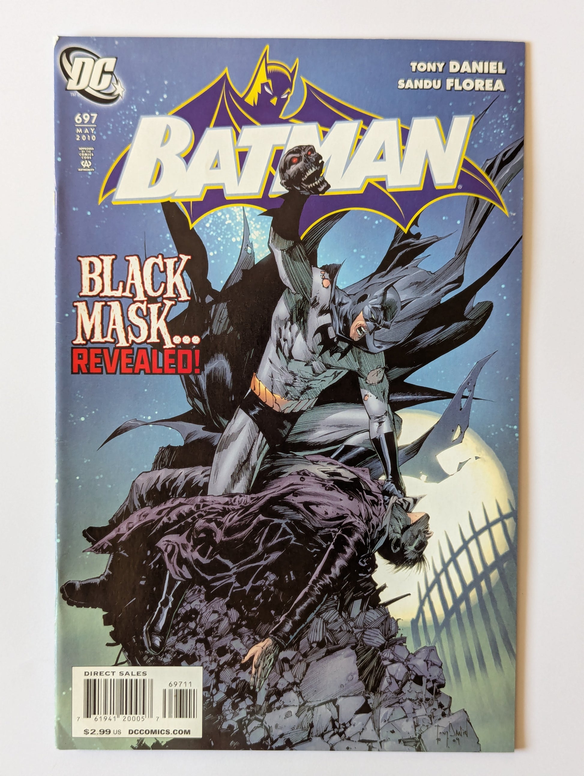 Batman #697 DC Comic Book