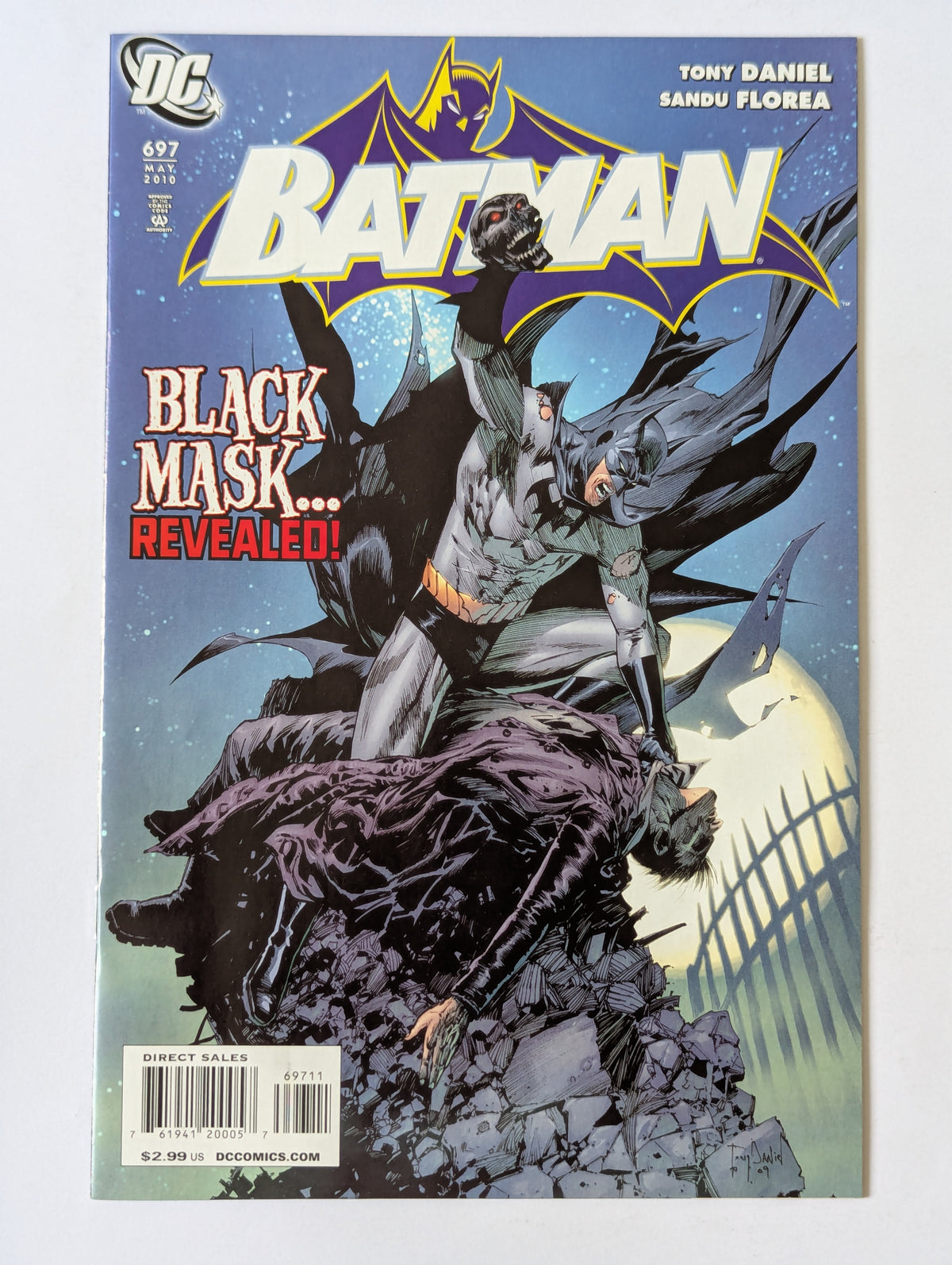 Batman #697 DC Comic Book