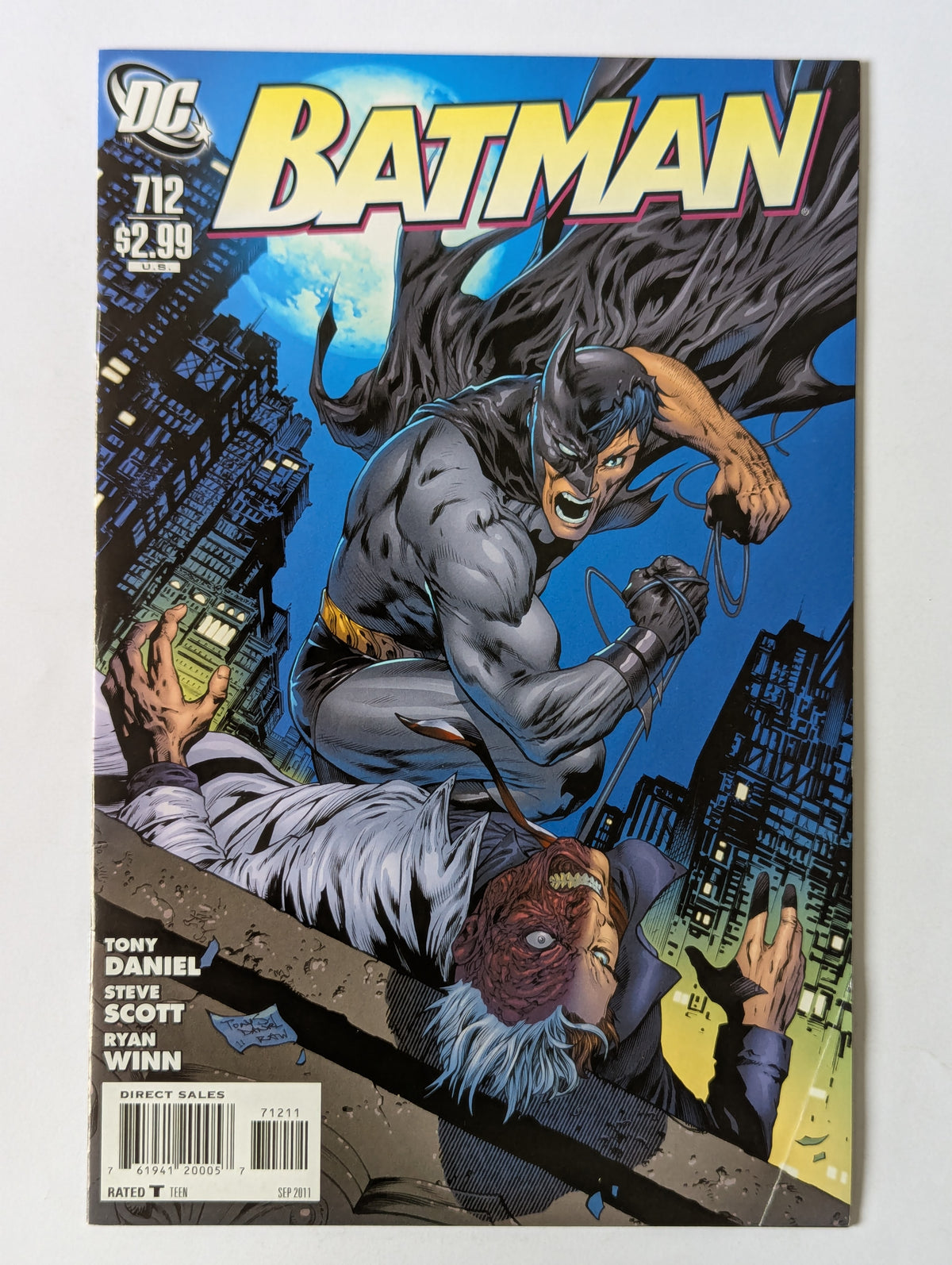 Batman #712 DC Comic Book