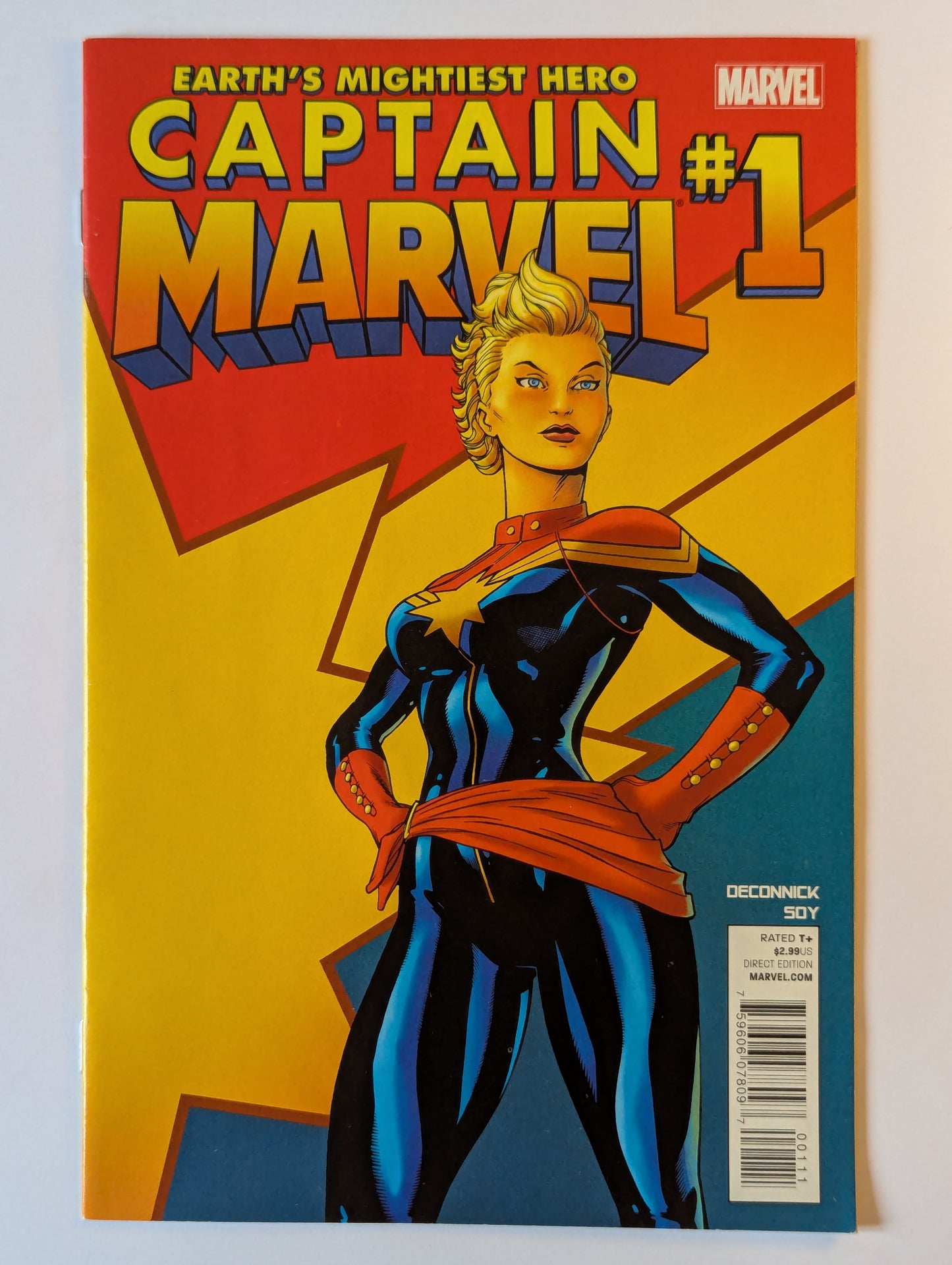Captain Marvel #1 Marvel Comic Book