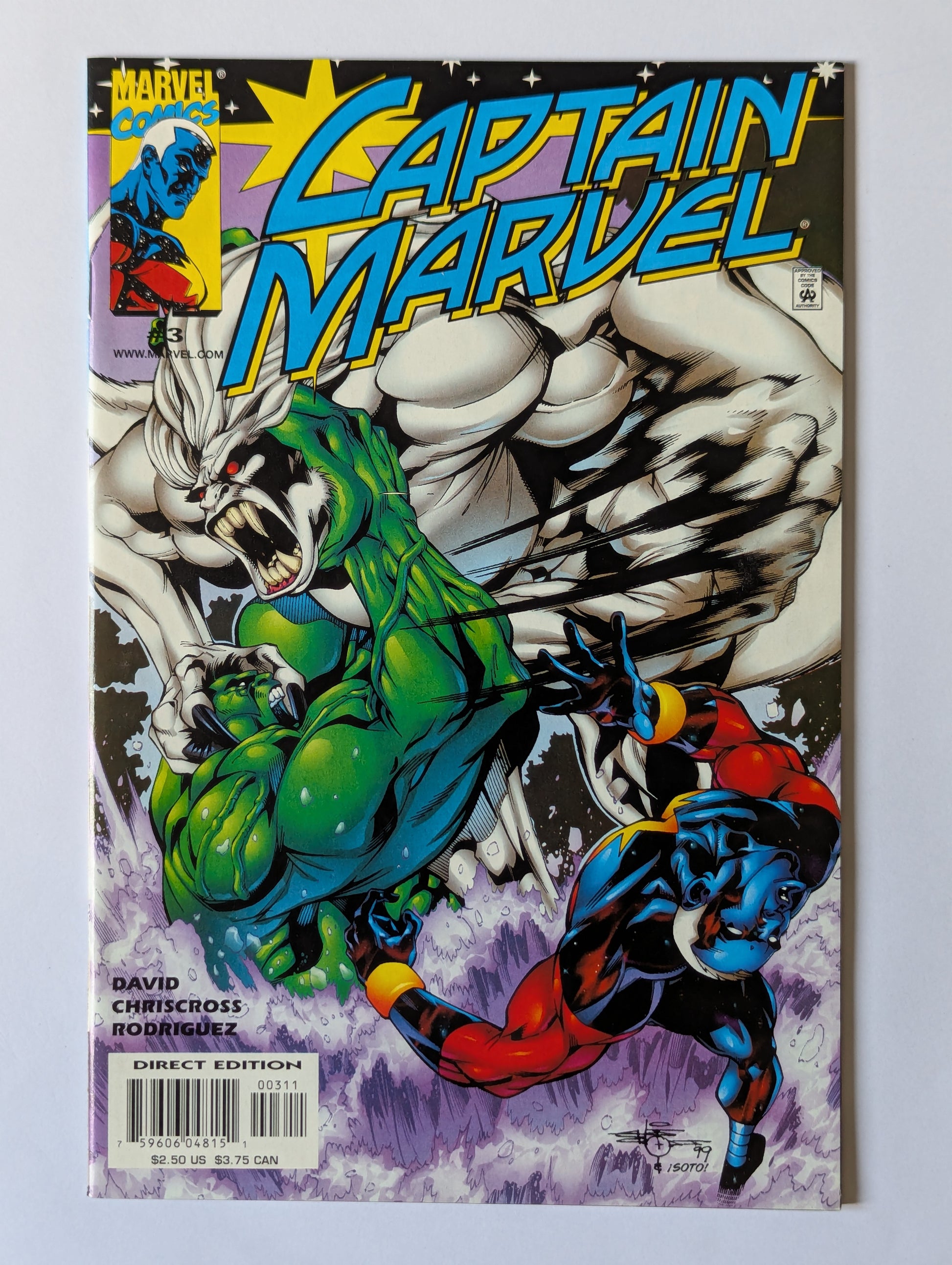 Captain Marvel #3 Marvel Comic Book