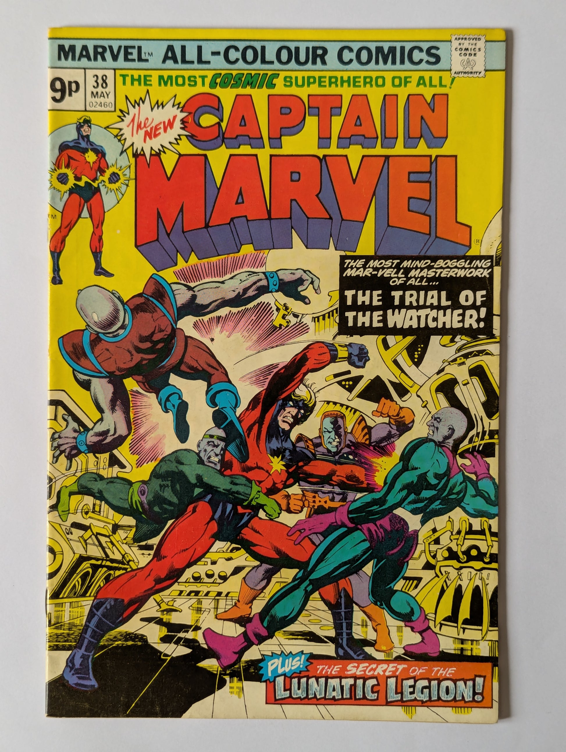 Captain Marvel #38 Marvel Comic Book