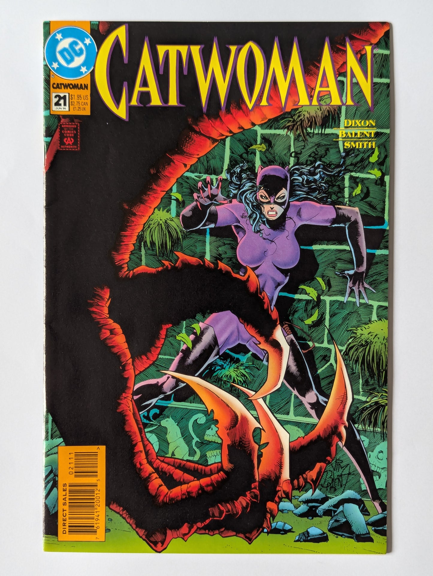 Catwoman #21 DC Comic Book