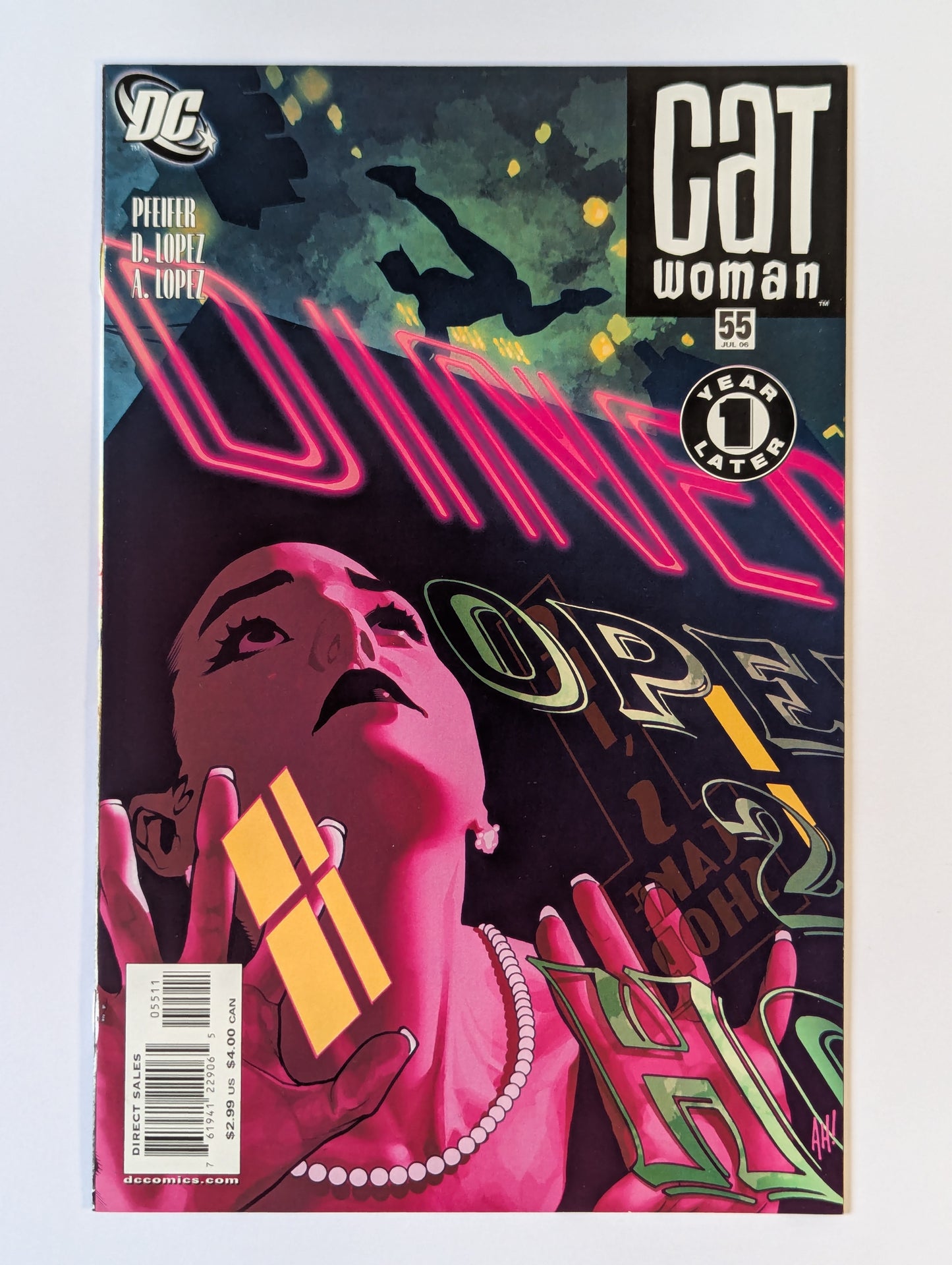 Catwoman #55 DC Comic Book