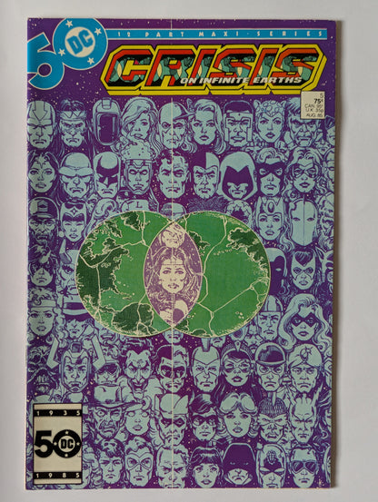 Crisis on Infinite Earths #5 DC Comic Book
