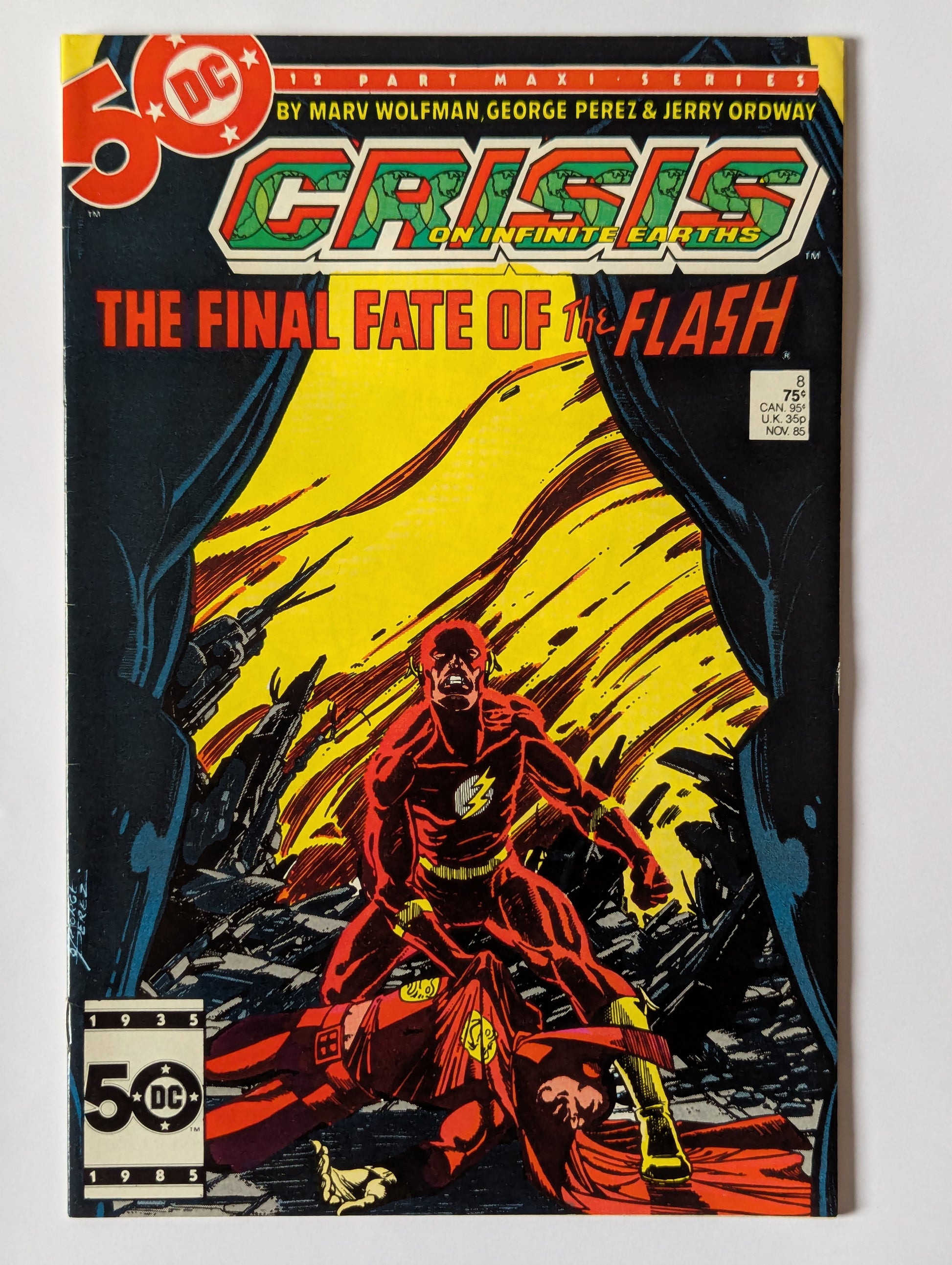 Crisis on Infinite Earths #8 DC Comic Book