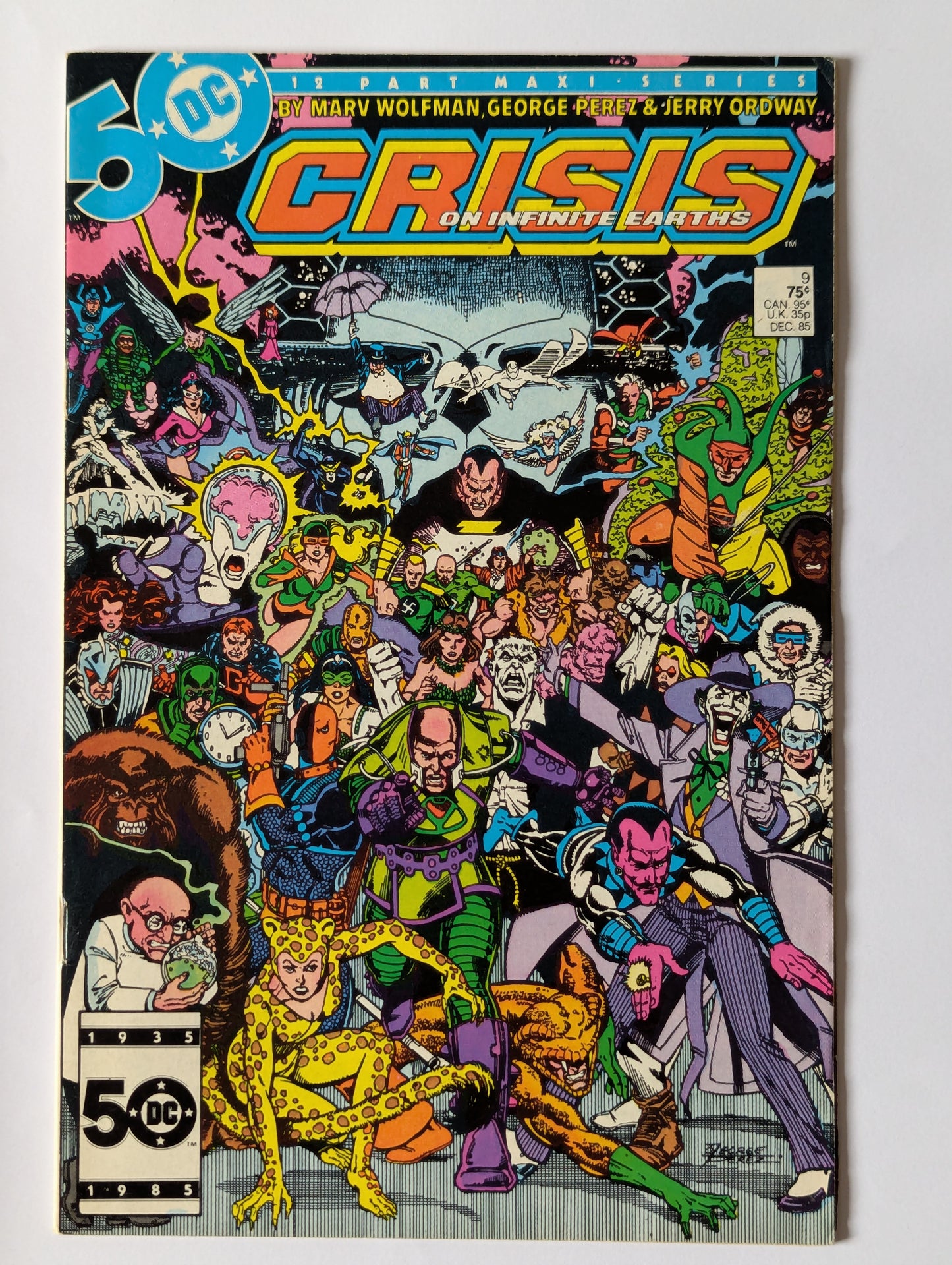 Crisis on Infinite Earths #9 DC Comic Book