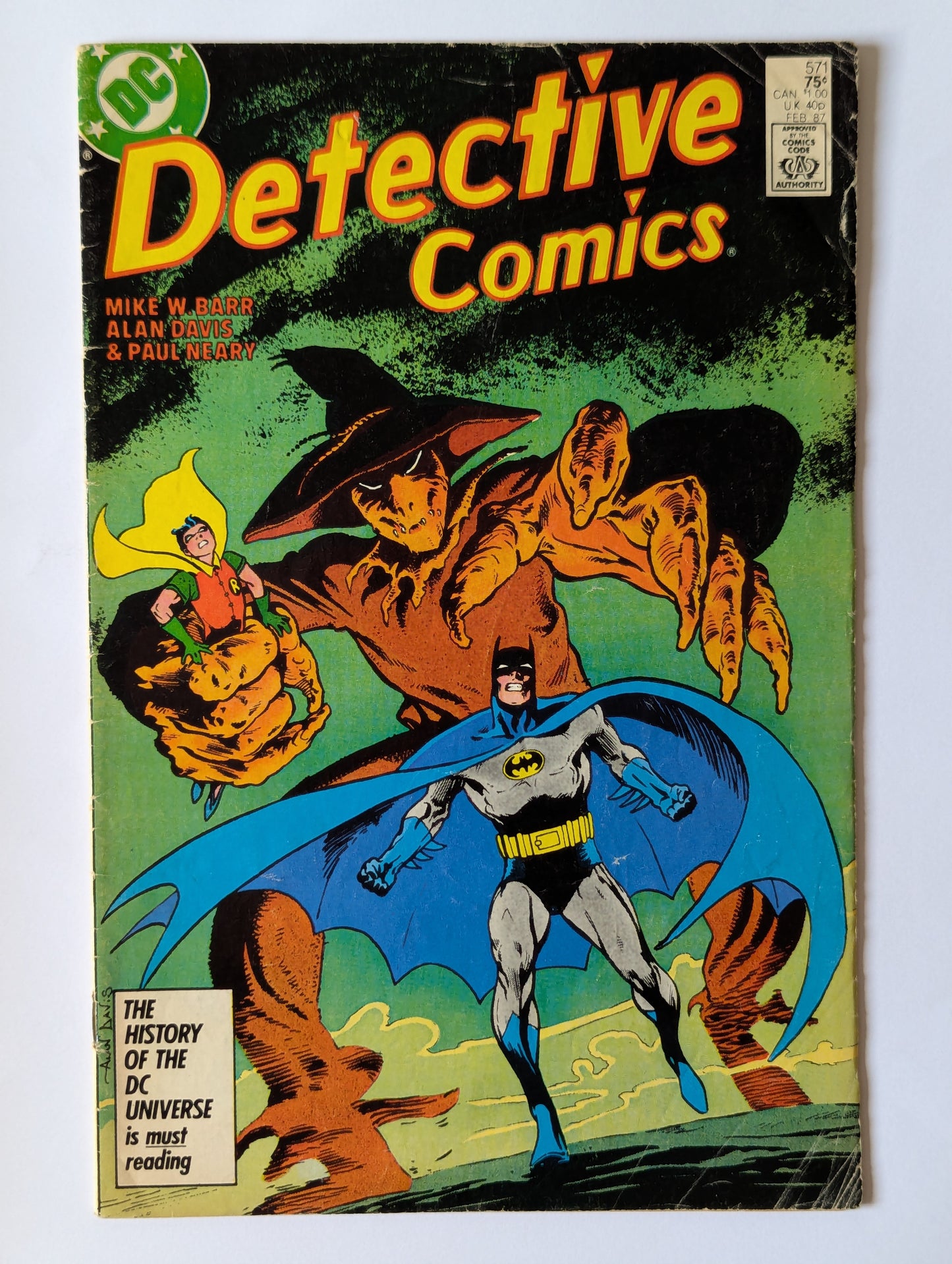 Detective Comics #571 DC Comic Book