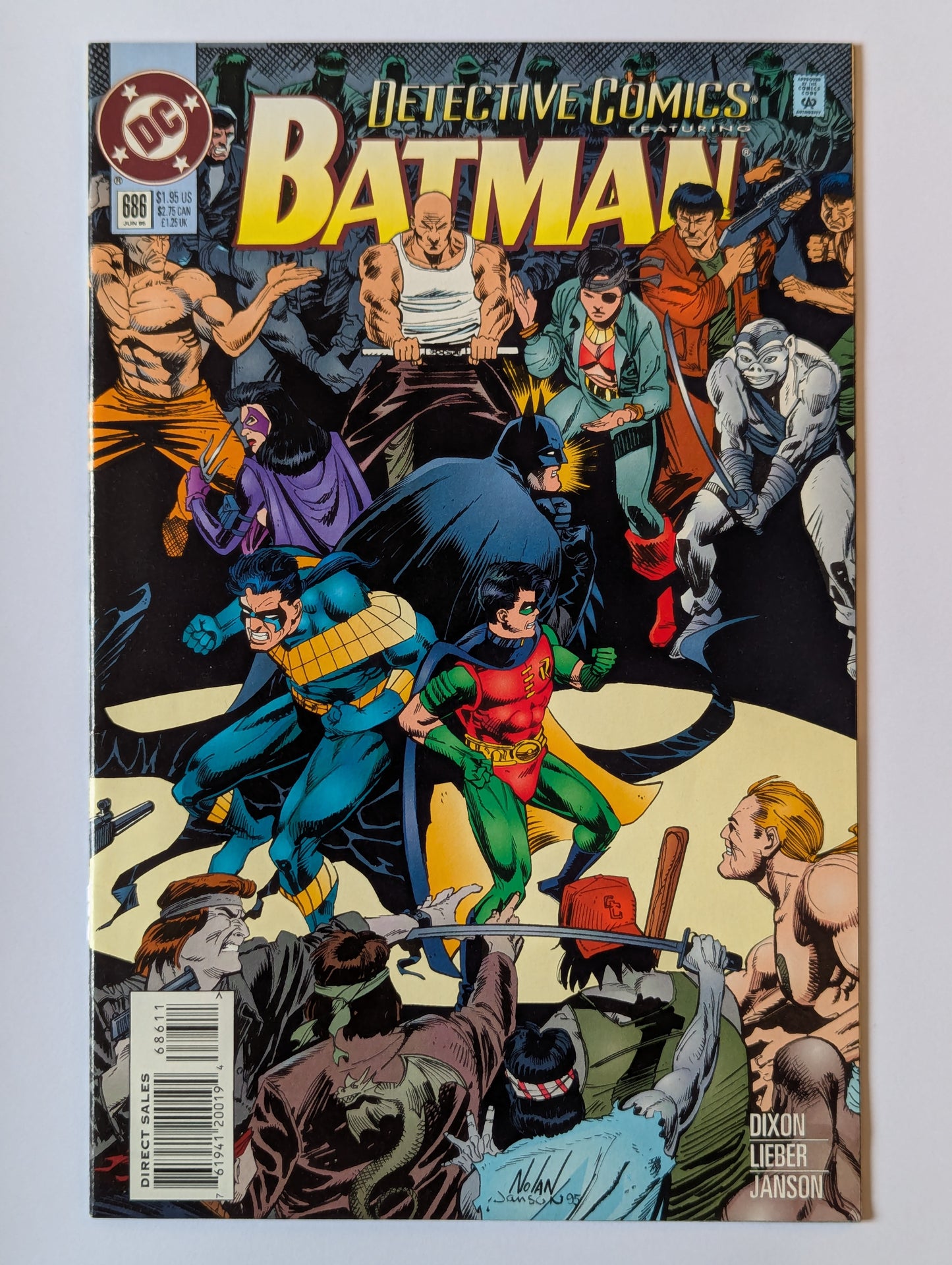 Detective Comics #686 DC Comic Book