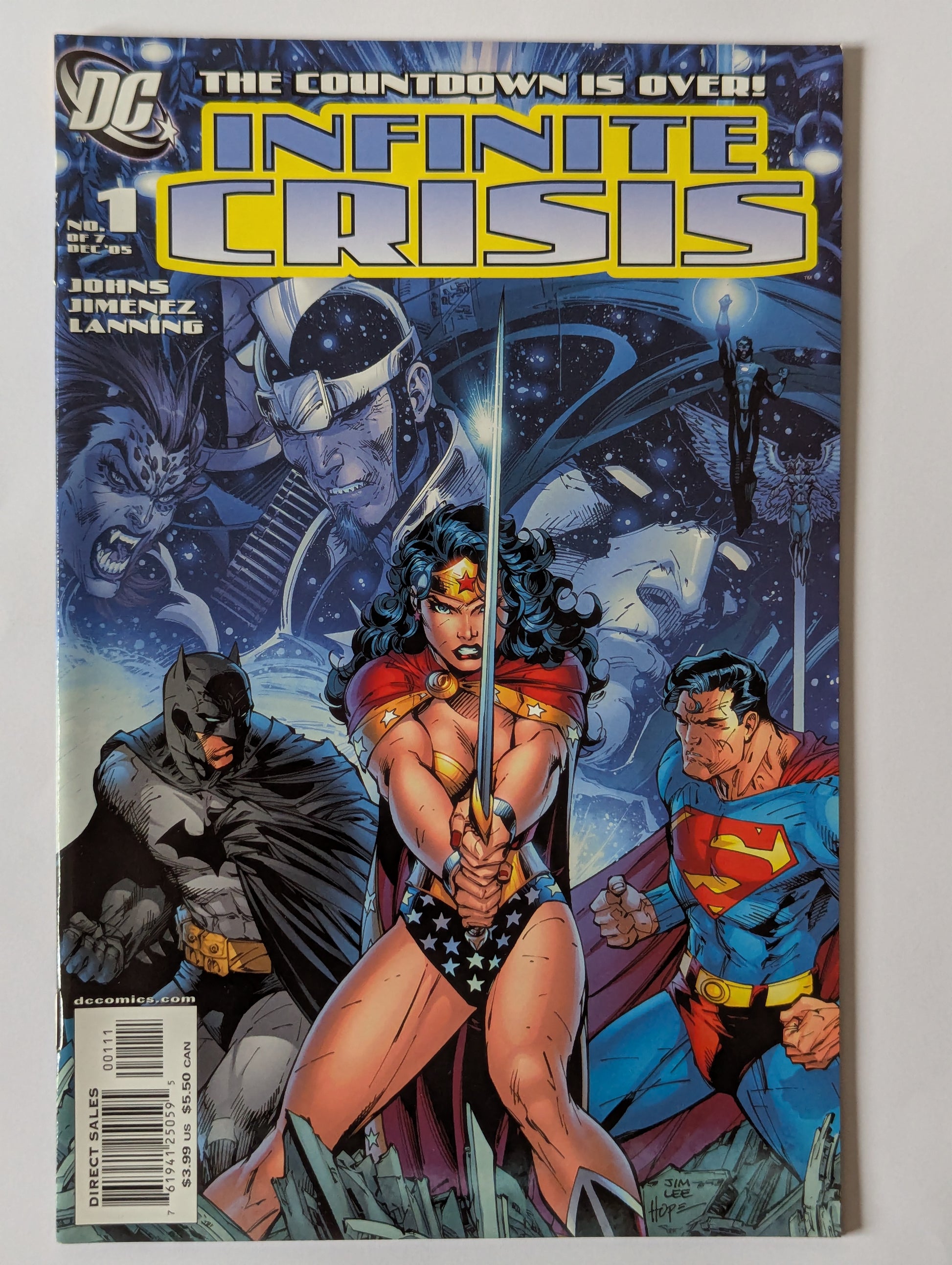Infinite Crisis #1 DC Comic Book