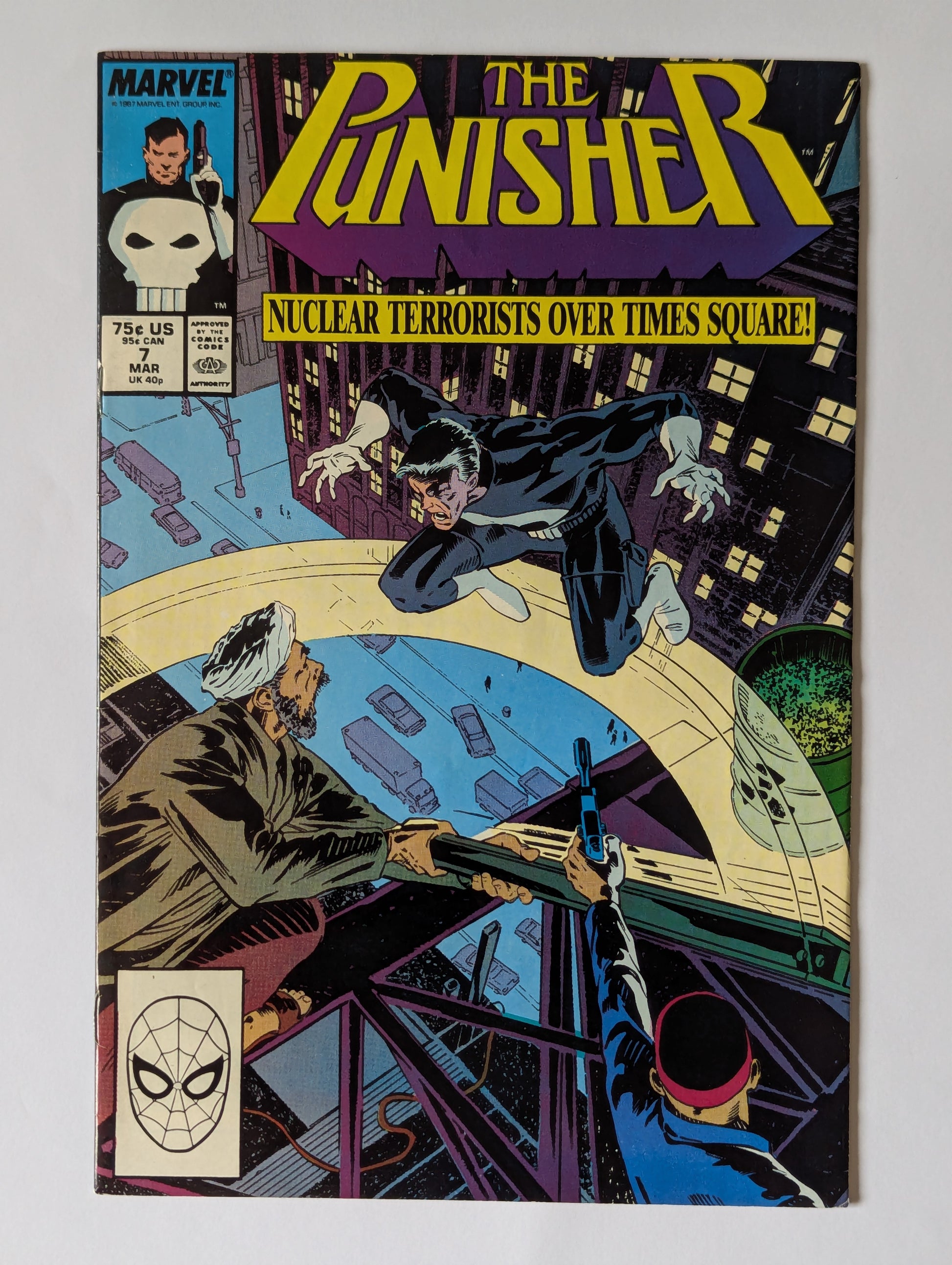 Punisher #7 Marvel Comic Book