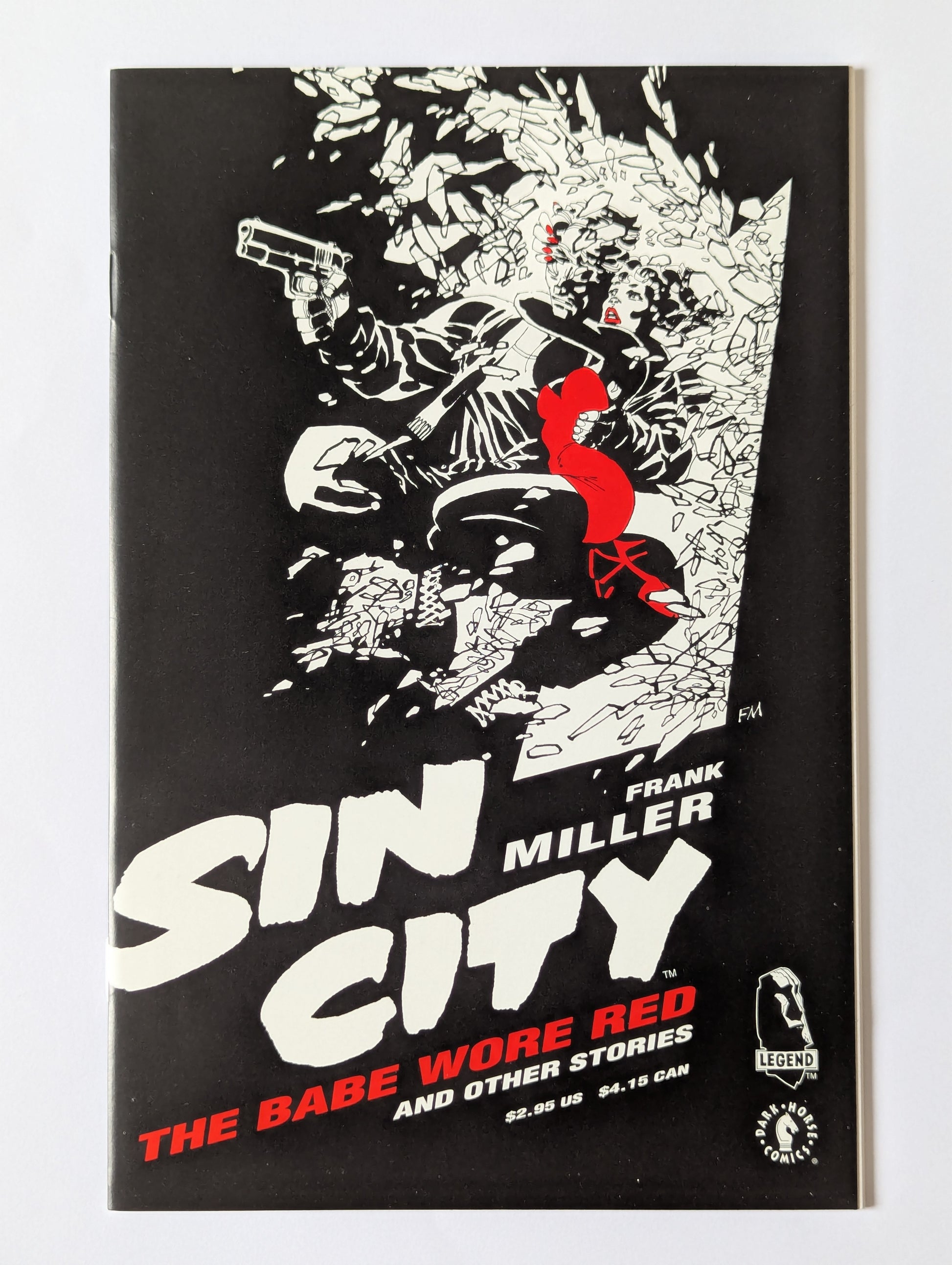 Sin City The Babe Wore Red & Other Stories Dark Horse Comic Book