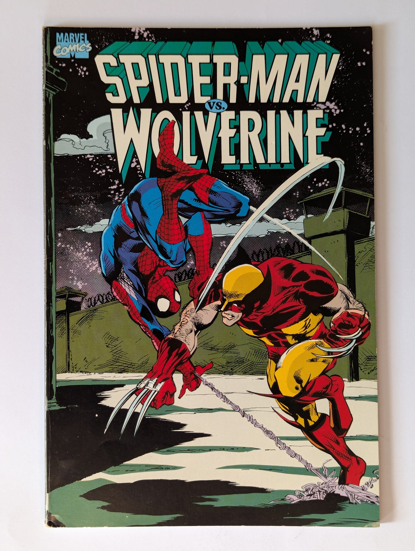 Spider-Man vs Wolverine Marvel Comic Book