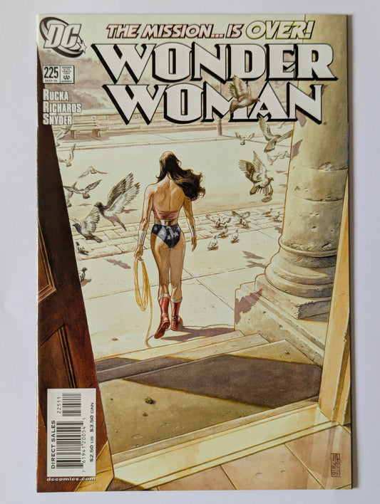 Wonder Woman #225 DC Comic Book